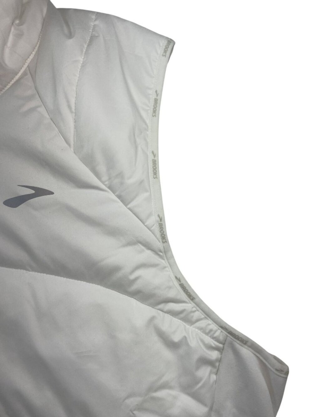 Brooks Shield Hybrid Vest 3.0 White Insulated Full-Zip Wmn's Sz XL MSRP$120 WNT - Picture 4 of 11